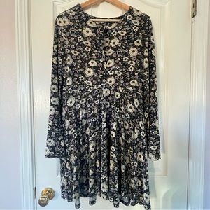 Keyhole Bell Sleeve Dress